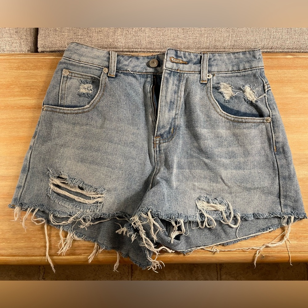 Princess Polly jean shorts. Size 4